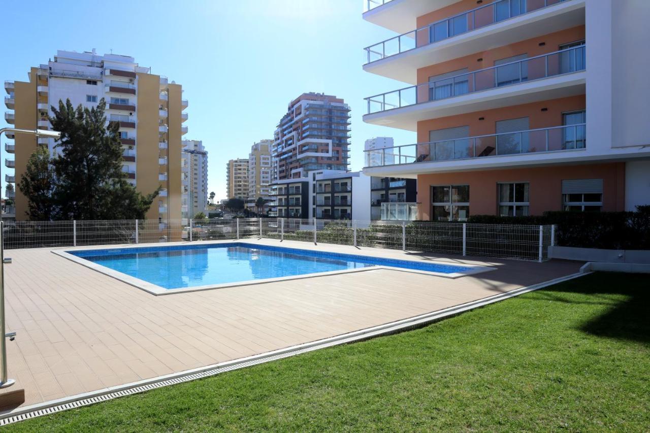 Rocha Premium By Algest Apartment Портиман Екстериор снимка